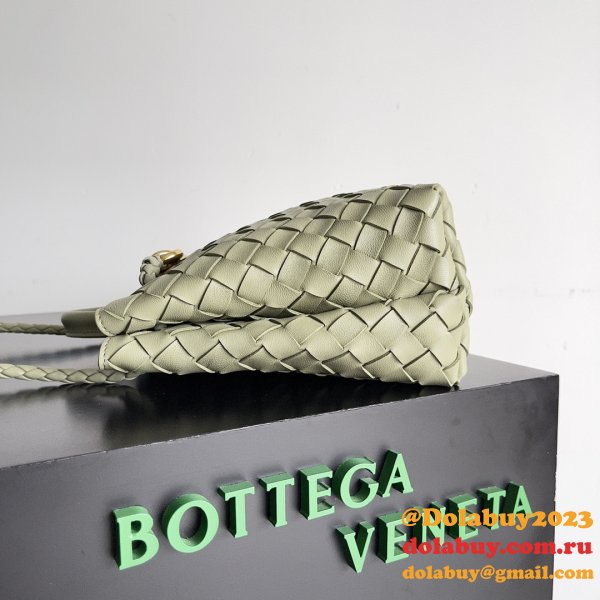 BOTTEGA VENETA ANDIAMO Small 25cm Bag Leather Strap