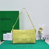 Fashion Club Bottega Veneta Cassette Intreccio 7741 Replica Bag