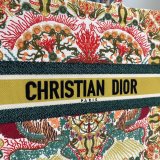 Wholesale Christian Dior Book Tote Size Reference Guide 2021