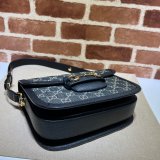 Gucci Designer Horsebit 1955 shoulder 602204 Fake bag in black and ivory GG