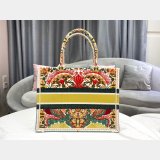 Replicas Christian Dior Luxury Dior Oblique Embroidery