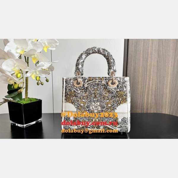 Exquisite Lady Dior 24cm Replica - Unmatched Elegance & Craftsmanship